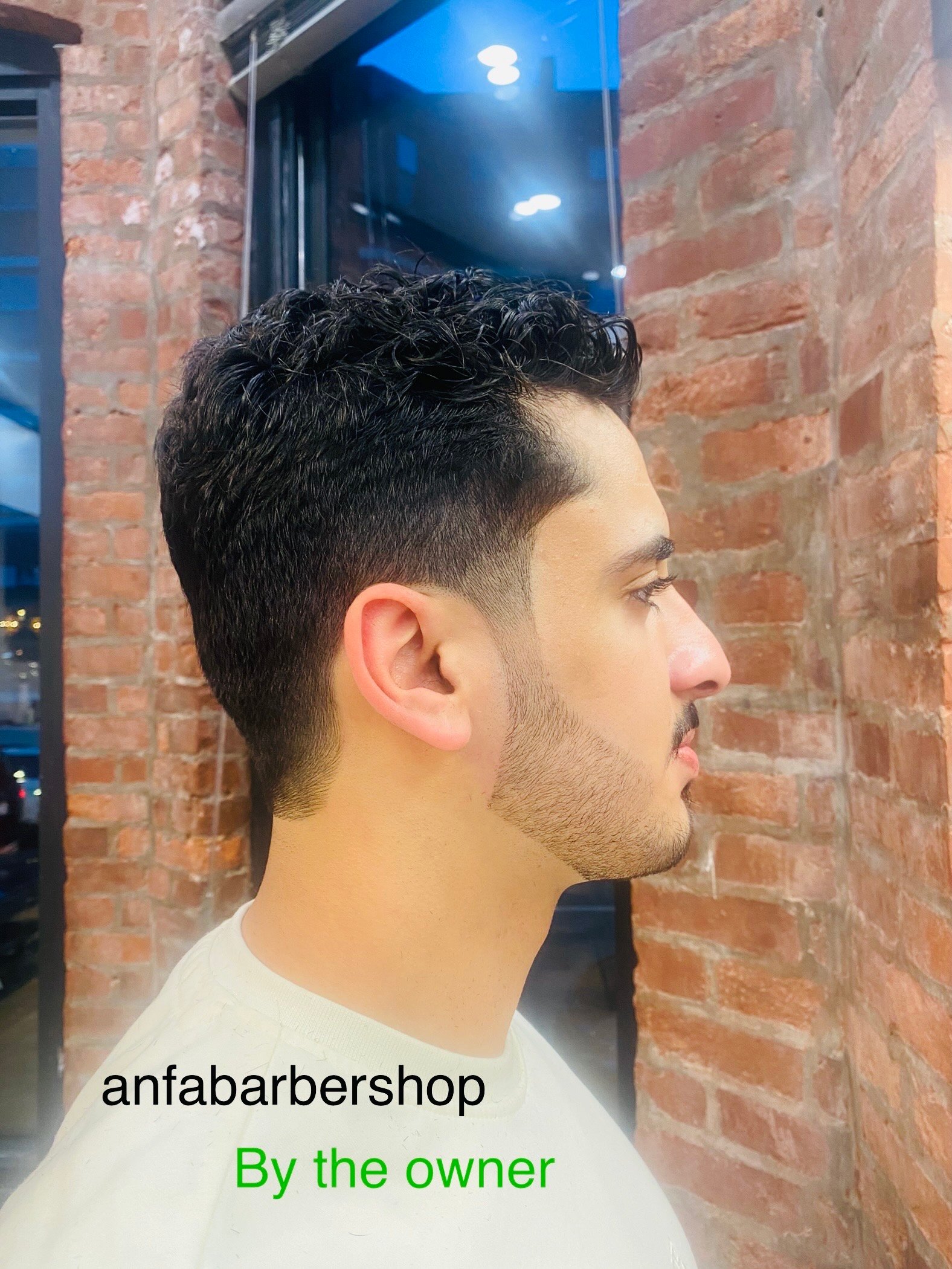 Crisp lineup with mid fade