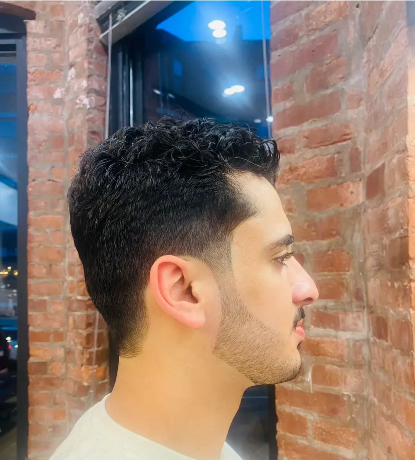 Crisp lineup with mid fade
